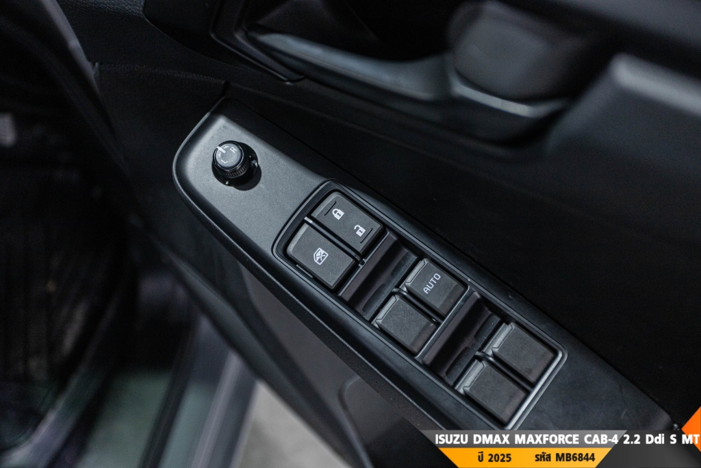 ISUZU DMAX MAXFORCE CAB-4 MT ปี 2025#4
