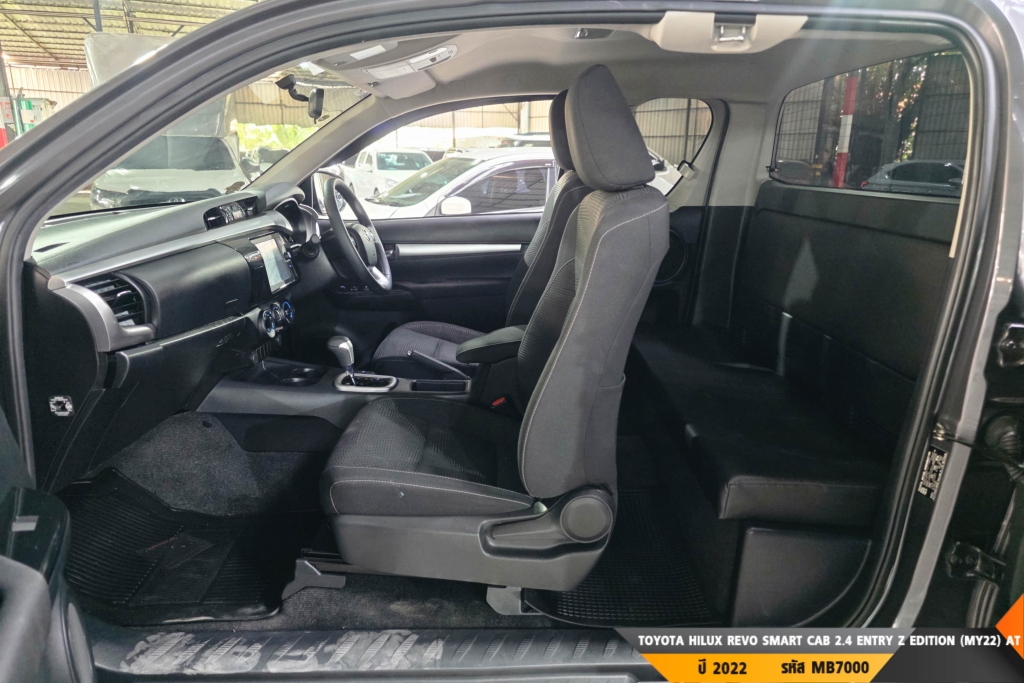 TOYOTA HILUX REVO AT ปี 2022#10