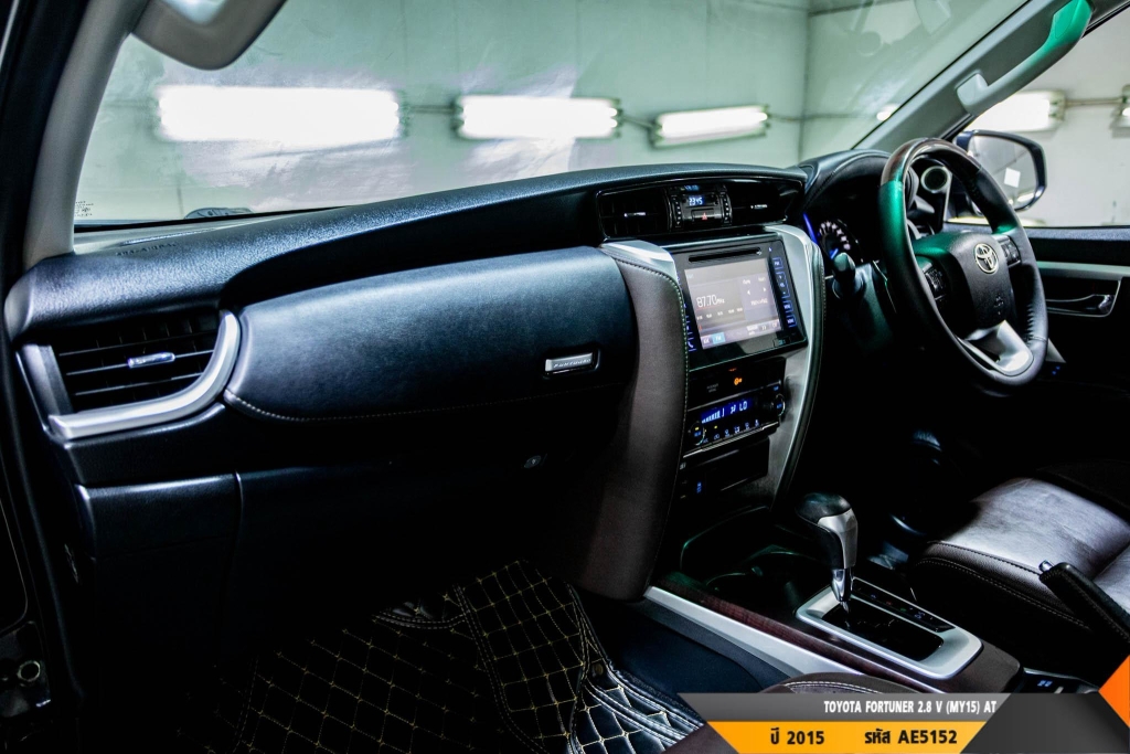 TOYOTA FORTUNER AT ปี 2015#4