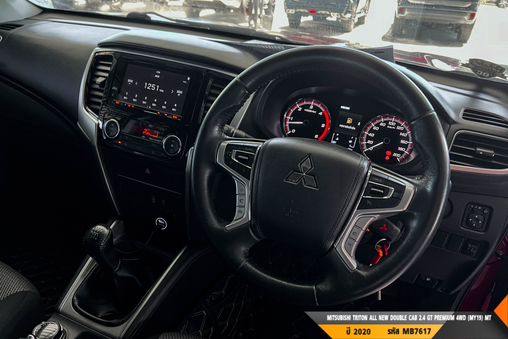 MITSUBISHI TRITON MT ปี 2020#1