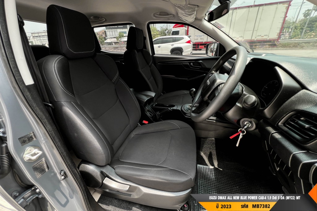 ISUZU DMAX CAB-4 MT ปี 2023#2