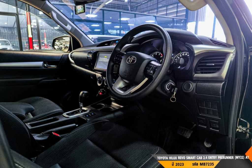 TOYOTA HILUX REVO AT ปี 2023#6