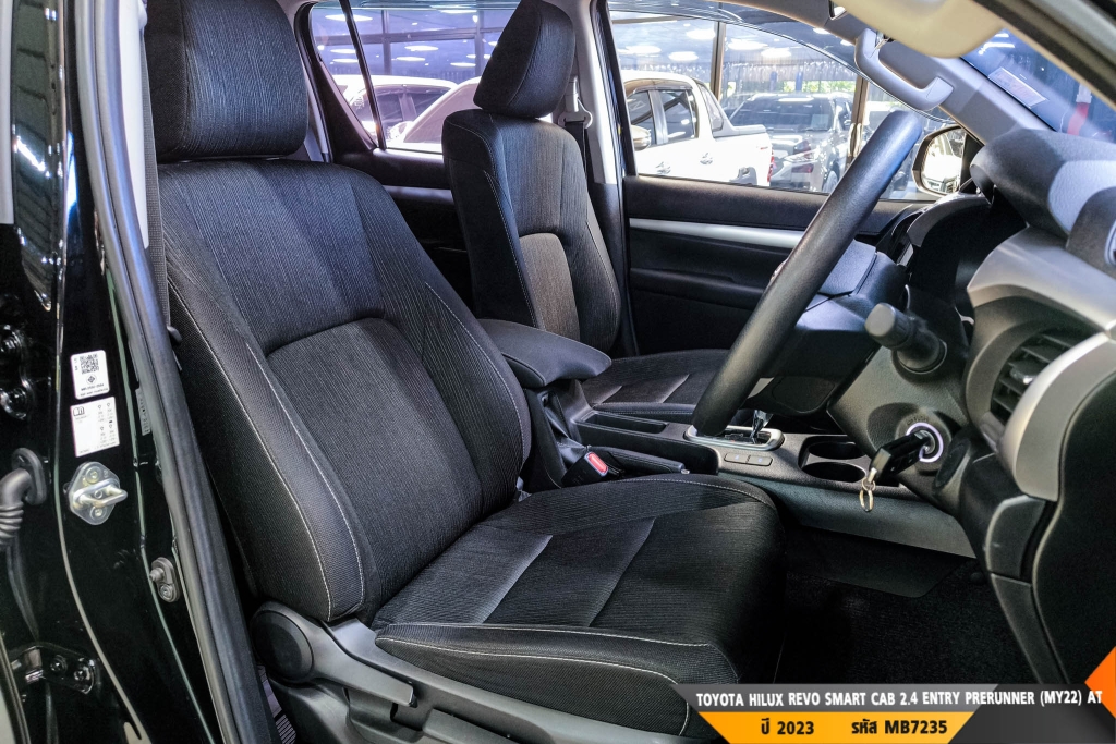 TOYOTA HILUX REVO AT ปี 2023#7