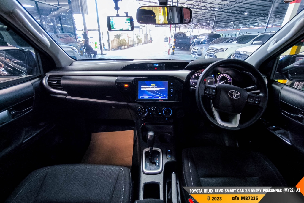 TOYOTA HILUX REVO AT ปี 2023#8