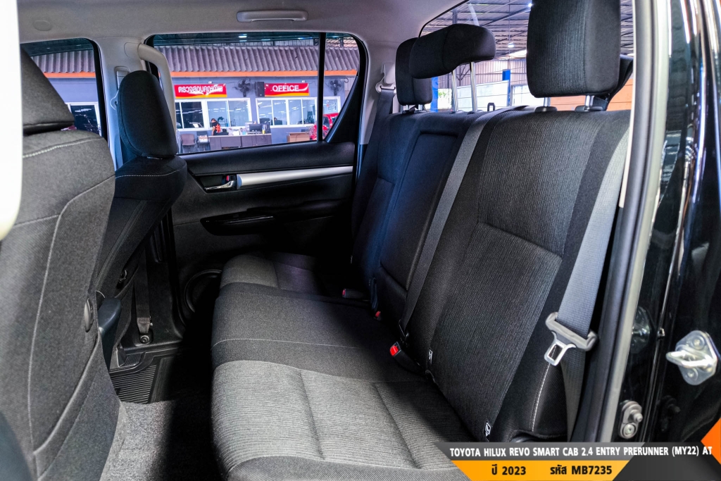 TOYOTA HILUX REVO AT ปี 2023#9