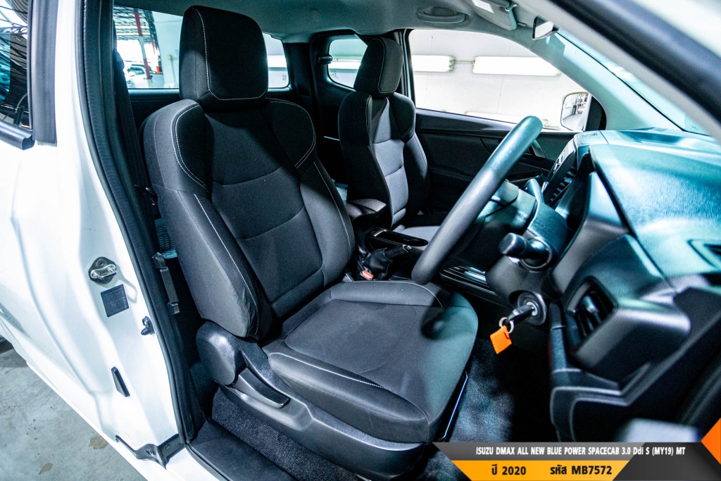 ISUZU DMAX SPACECAB MT ปี 2020#8