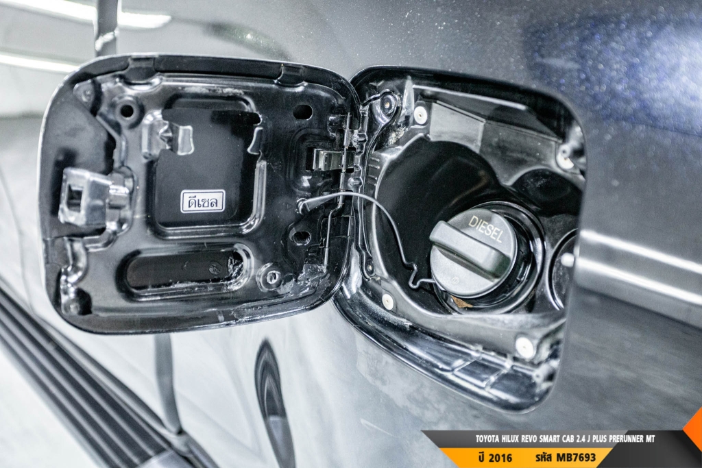 TOYOTA HILUX REVO MT ปี 2016#12