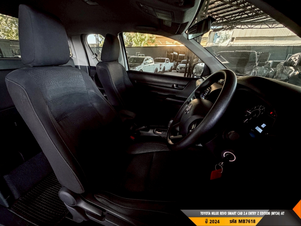 TOYOTA HILUX REVO AT ปี 2024#4