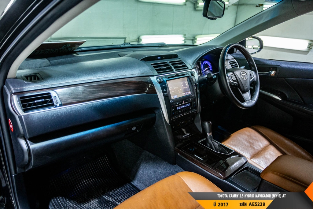 TOYOTA CAMRY AT ปี 2017#10