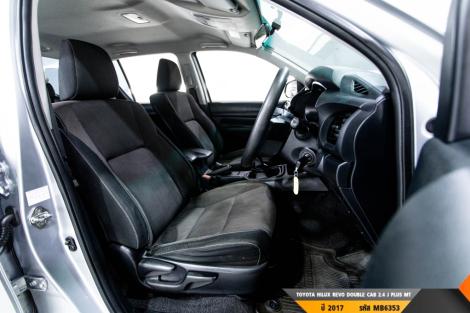 TOYOTA HILUX REVO MT ปี 2017#6