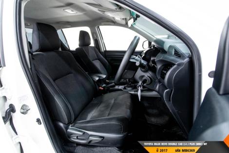 TOYOTA HILUX REVO MT ปี 2017#9