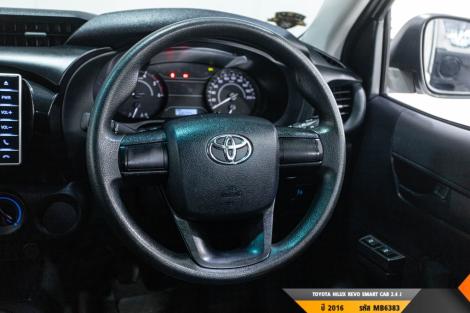 TOYOTA HILUX REVO MT ปี 2016#8