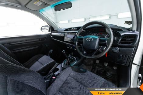 TOYOTA HILUX REVO MT ปี 2016#2