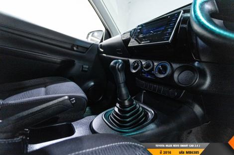 TOYOTA HILUX REVO MT ปี 2016#6