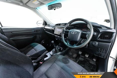 TOYOTA HILUX REVO MT ปี 2016#2