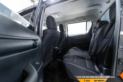 TOYOTA HILUX REVO MT ปี 2023#10