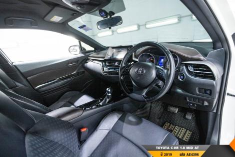 TOYOTA C-HR AT ปี 2019#2