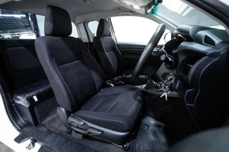 TOYOTA HILUX REVO MT ปี 2016#5
