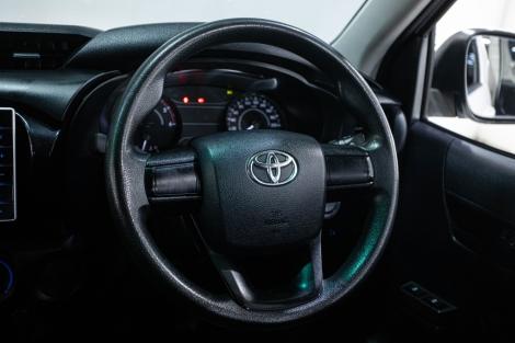 TOYOTA HILUX REVO MT ปี 2016#9