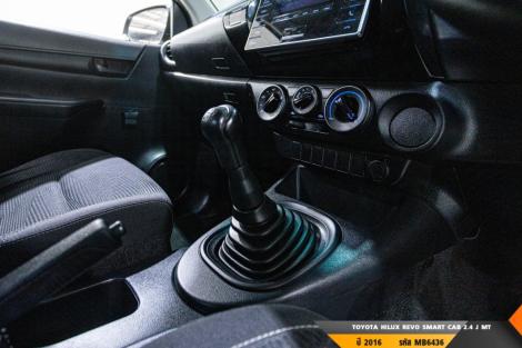 TOYOTA HILUX REVO MT ปี 2016#3