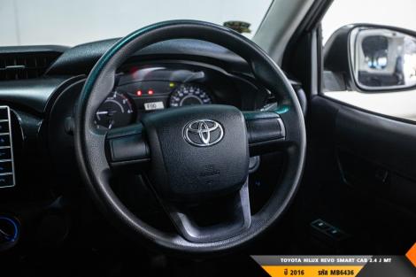 TOYOTA HILUX REVO MT ปี 2016#10
