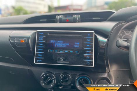 TOYOTA HILUX REVO MT ปี 2017#1