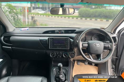 TOYOTA HILUX REVO MT ปี 2017#6