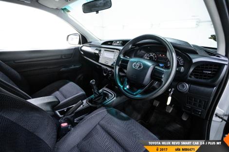 TOYOTA HILUX REVO MT ปี 2017#2