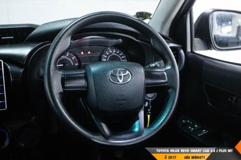 TOYOTA HILUX REVO MT ปี 2017#8