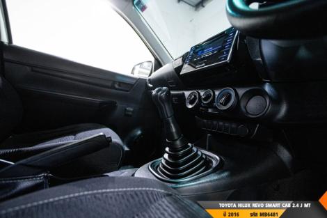 TOYOTA HILUX REVO MT ปี 2016#3