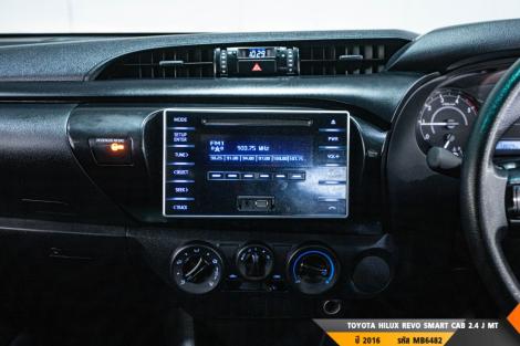 TOYOTA HILUX REVO MT ปี 2016#9