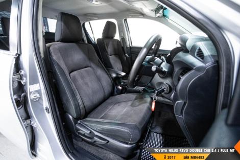 TOYOTA HILUX REVO MT ปี 2017#5
