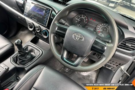 TOYOTA HILUX REVO MT ปี 2017#1