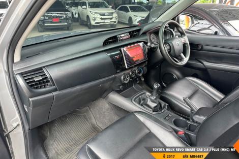 TOYOTA HILUX REVO MT ปี 2017#5