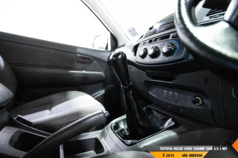 TOYOTA HILUX VIGO CHAMP MT ปี 2014#3