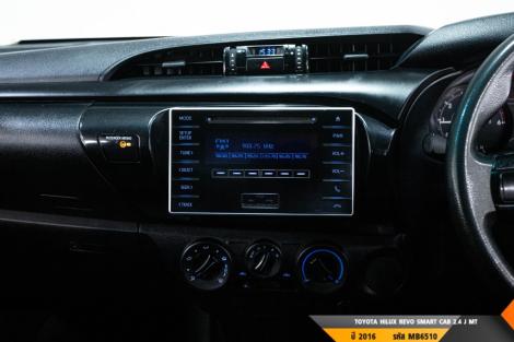 TOYOTA HILUX REVO  MT ปี 2016#8