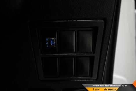 TOYOTA HILUX REVO MT ปี 2400#3