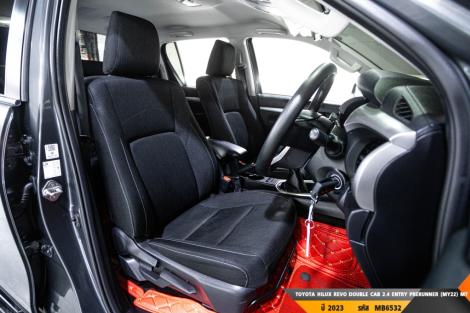 TOYOTA HILUX REVO MT ปี 2023#5