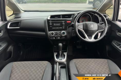 HONDA JAZZ  AT ปี 2016#4