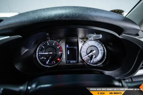 TOYOTA HILUX REVO DOUBLE CAB AT ปี 2020#2