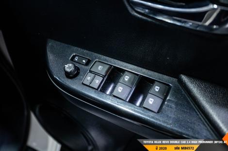 TOYOTA HILUX REVO DOUBLE CAB AT ปี 2020#4