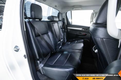 TOYOTA HILUX REVO DOUBLE CAB AT ปี 2020#8