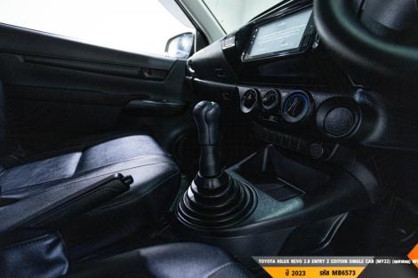 TOYOTA HILUX REVO  MT ปี 2023#3