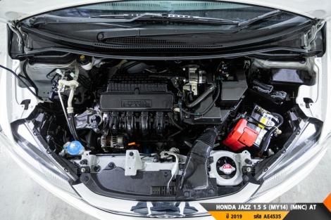 HONDA JAZZ AT ปี 2019#13