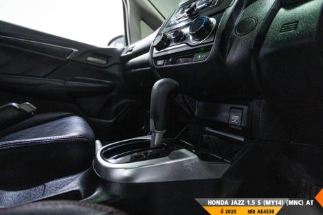HONDA JAZZ AT ปี 2020#3
