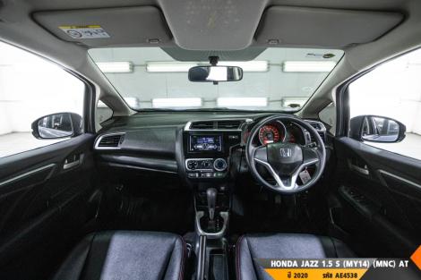 HONDA JAZZ AT ปี 2020#8