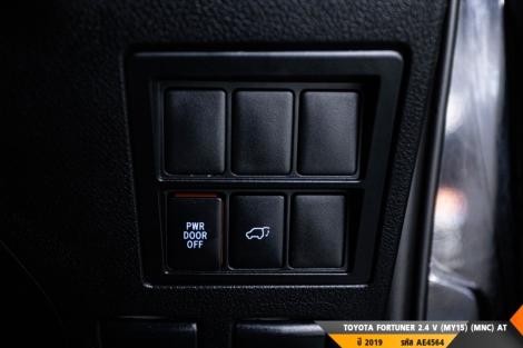 TOYOTA FORTUNER AT ปี 2400#4
