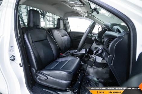 TOYOTA HILUX REVO  MT ปี 2024#6