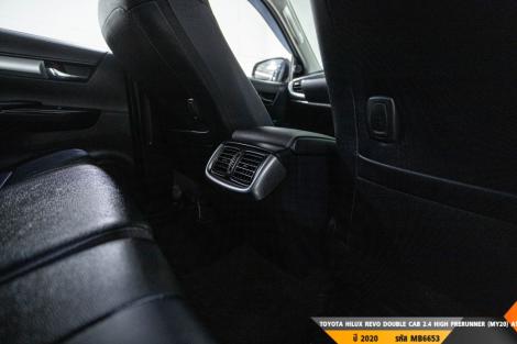 TOYOTA HILUX REVO DOUBLE CAB  AT ปี 2020#8