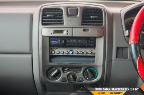 ISUZU DMAX SPACECAB  MT ปี 2003#8